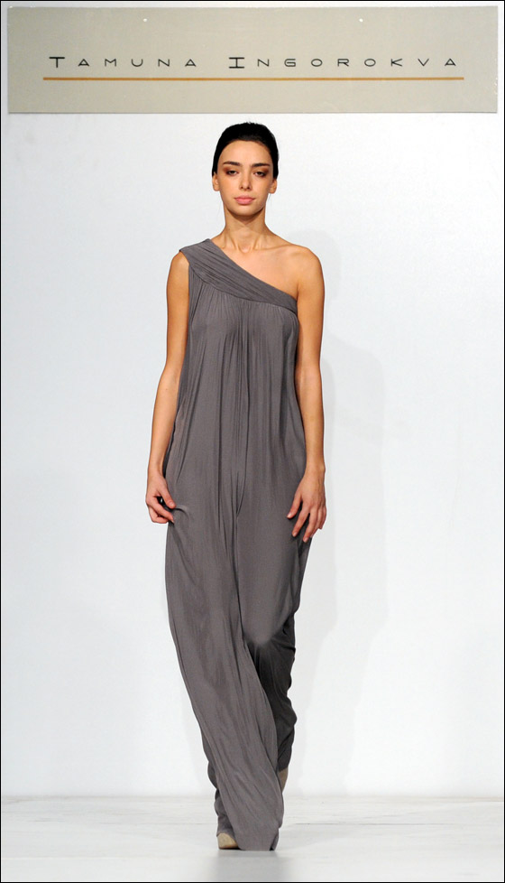 أغرب أزياء الخريف في اسبوع الموضة بجورجيا