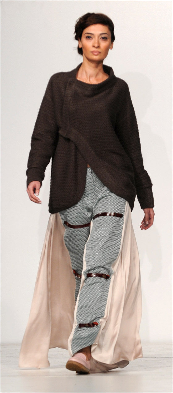 أغرب أزياء الخريف في اسبوع الموضة بجورجيا