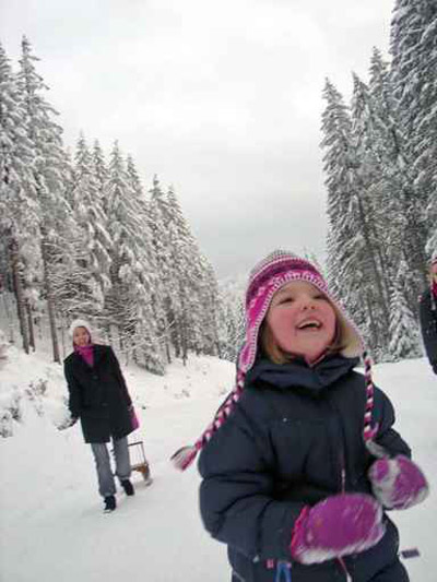 مجموعة قبعات شتوية للاطفال بقمة النغاشة!!