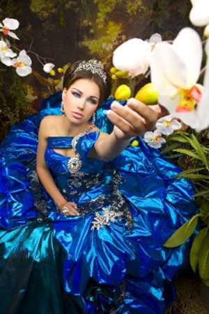 صالون ابراهيم: اللون العسلي والنحاسي تاج على رأس موضة صيف 2012