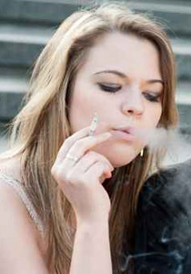 جديد.. رسائل نصية تساعد المراهقين للإقلاع عن التدخين!!