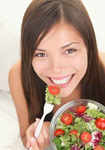 اليكم اسباب الافراط في الطعام وطرق حلها!! 