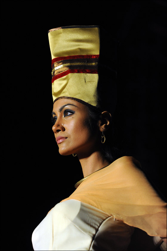 شاهدوا بالصور اسبوع الموضة في الهند 2012