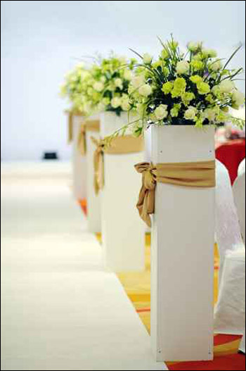 اليكم ارقى واروع التصاميم لتزيين طاولات الزفاف!