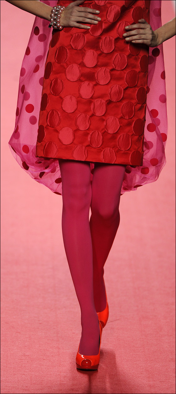 احدث الازياء الغريبة الاسبانية مقدمة من برادا!