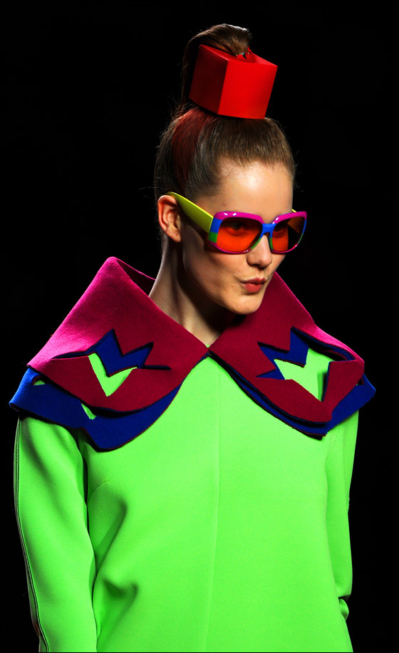 احدث الازياء الغريبة الاسبانية مقدمة من برادا!