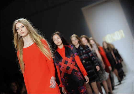 اخترن ما يلائمكن من هذه الازياء لعيد العشاق!