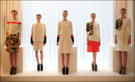 اسبوع الموضة في لندن في احدث عروضه لخريف 2012! 