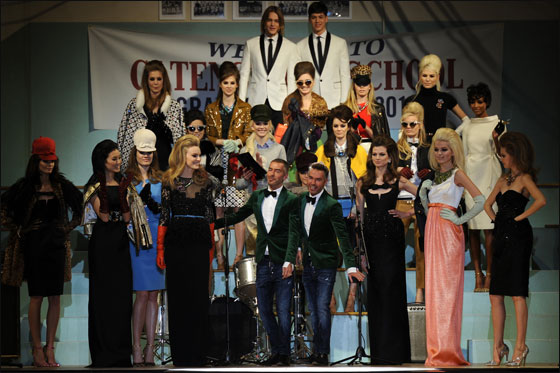 بالصور.. احدث ازياء اسبوع الموضة الايطالي!!