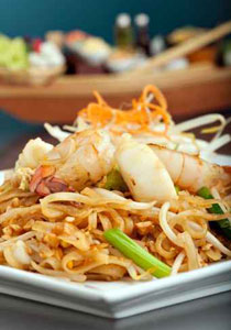 لمحبي الاكل الصيني.. اليكم طريقة تحضير النودلز!