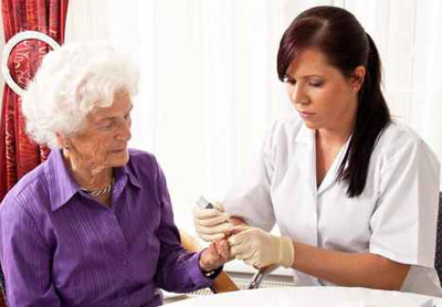 حقن كبار السن بدماء من اجساد الشباب يعيد لهم النشاط!