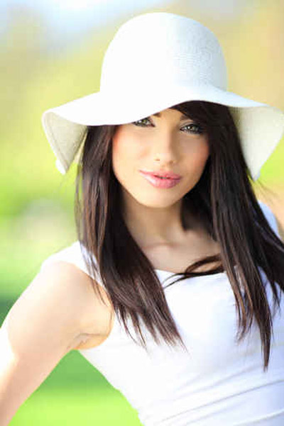 اليك مجموعة رائعة من القبعات لتزين صيفك المقترب!