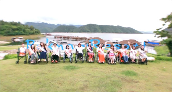 باثروان بانيشا تتوج ملكة لجمال المقعدات تايلاند 2012