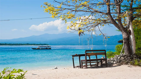 جزيرة جيلي تراوانجان وجهة سياحية جذابة للزوجين الباحثين عن العزلة