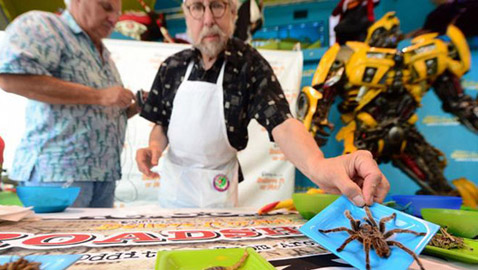  أغرب وجبات الطعام على موائد الشعوب